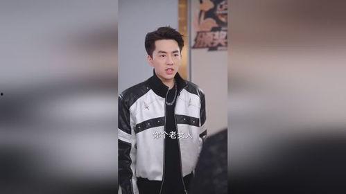 颁奖典礼上，我带女儿逆风翻盘,母女携手闪耀颁奖典礼